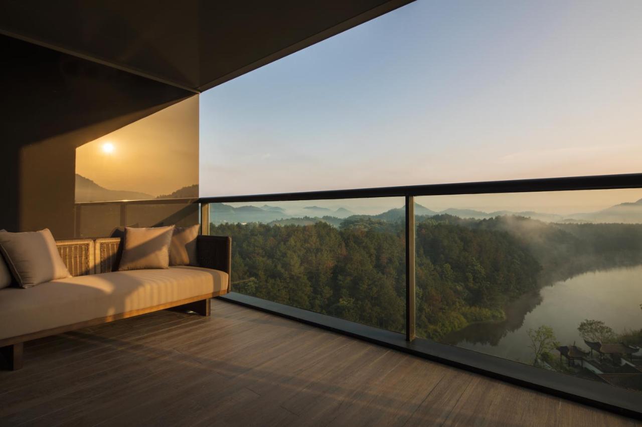 Hotel Banyan Tree Anji Huzhou Exterior foto